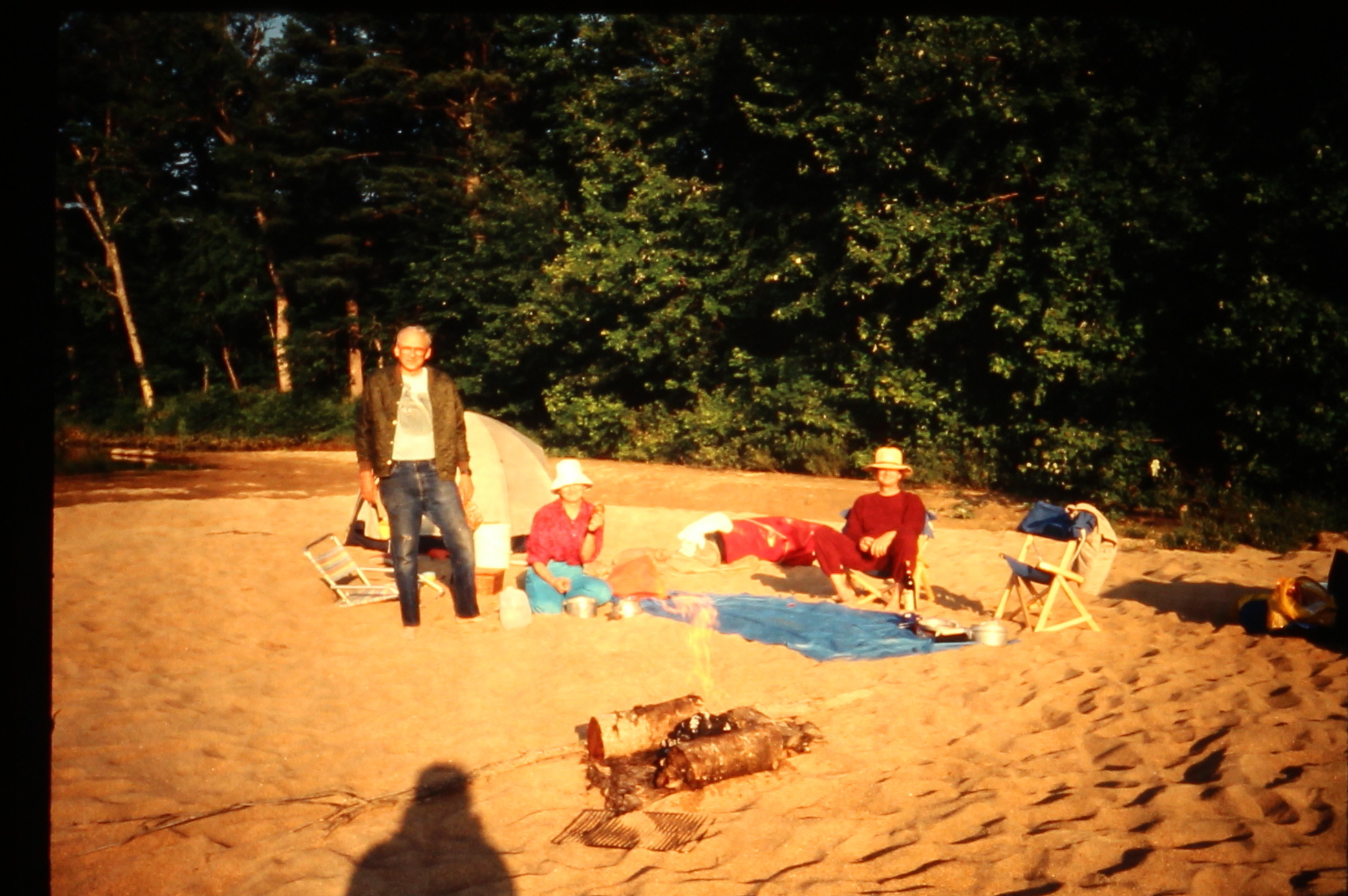 19890601.09 - USA ME - who - Saco River with Dave & Phyllis - MB01T01B08S09.JPG